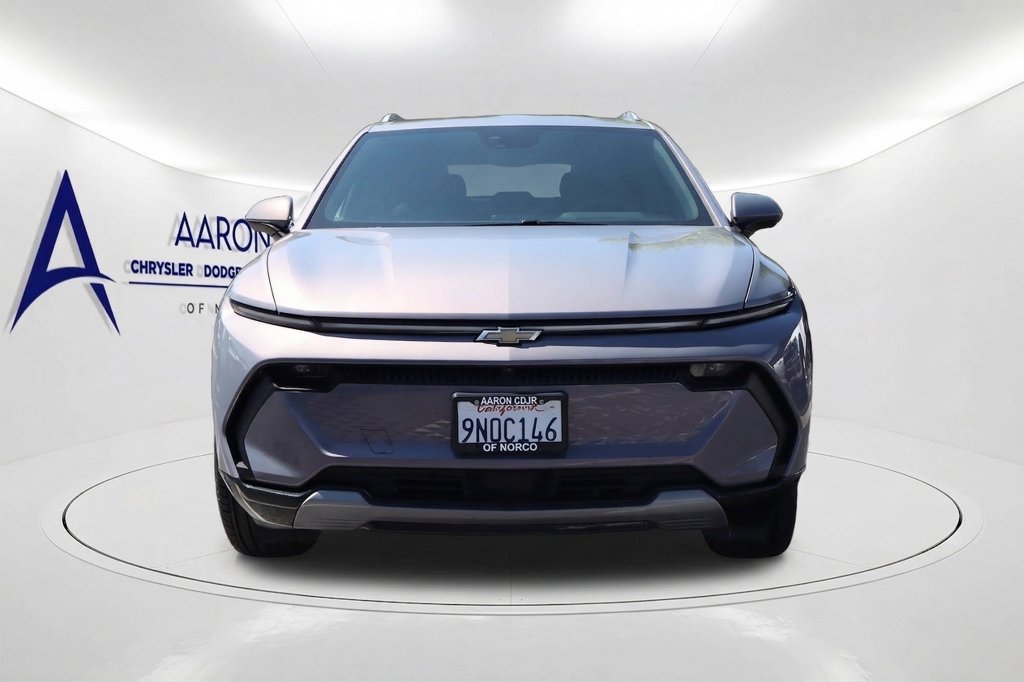 Used 2024 Chevrolet Equinox EV LT FWD image 2