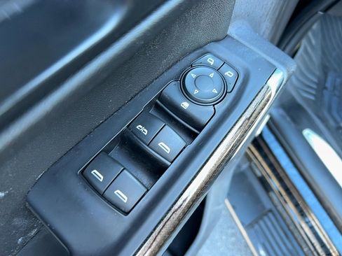 Used 2020 Chevrolet Silverado 1500 RST image 14