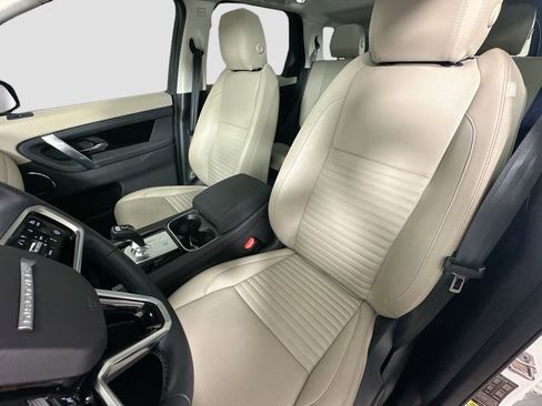 Certified 2023 Land Rover Discovery Sport S image 23