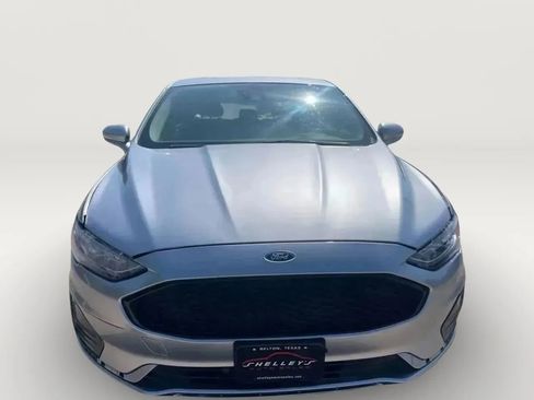 Used 2020 Ford Fusion SEL image 2