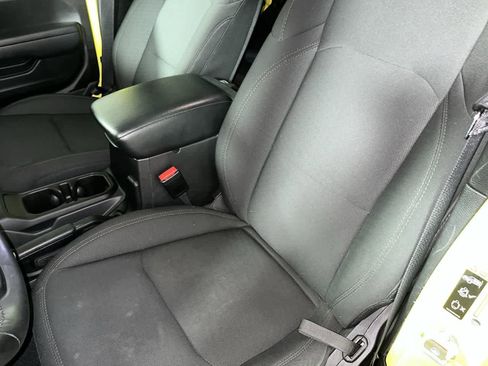Used 2023 Jeep Wrangler Unlimited w/ Cold Weather Group AWD/4WD image 15