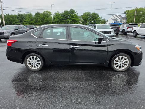 Used 2018 Nissan Sentra SV FWD image 6