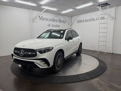 New 2026 Mercedes-Benz GLC 300 image 3