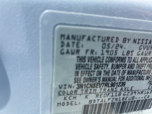 Used 2024 Nissan Versa SV FWD image 15