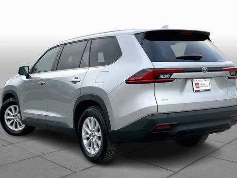 Certified 2025 Toyota Grand Highlander AWD image 12