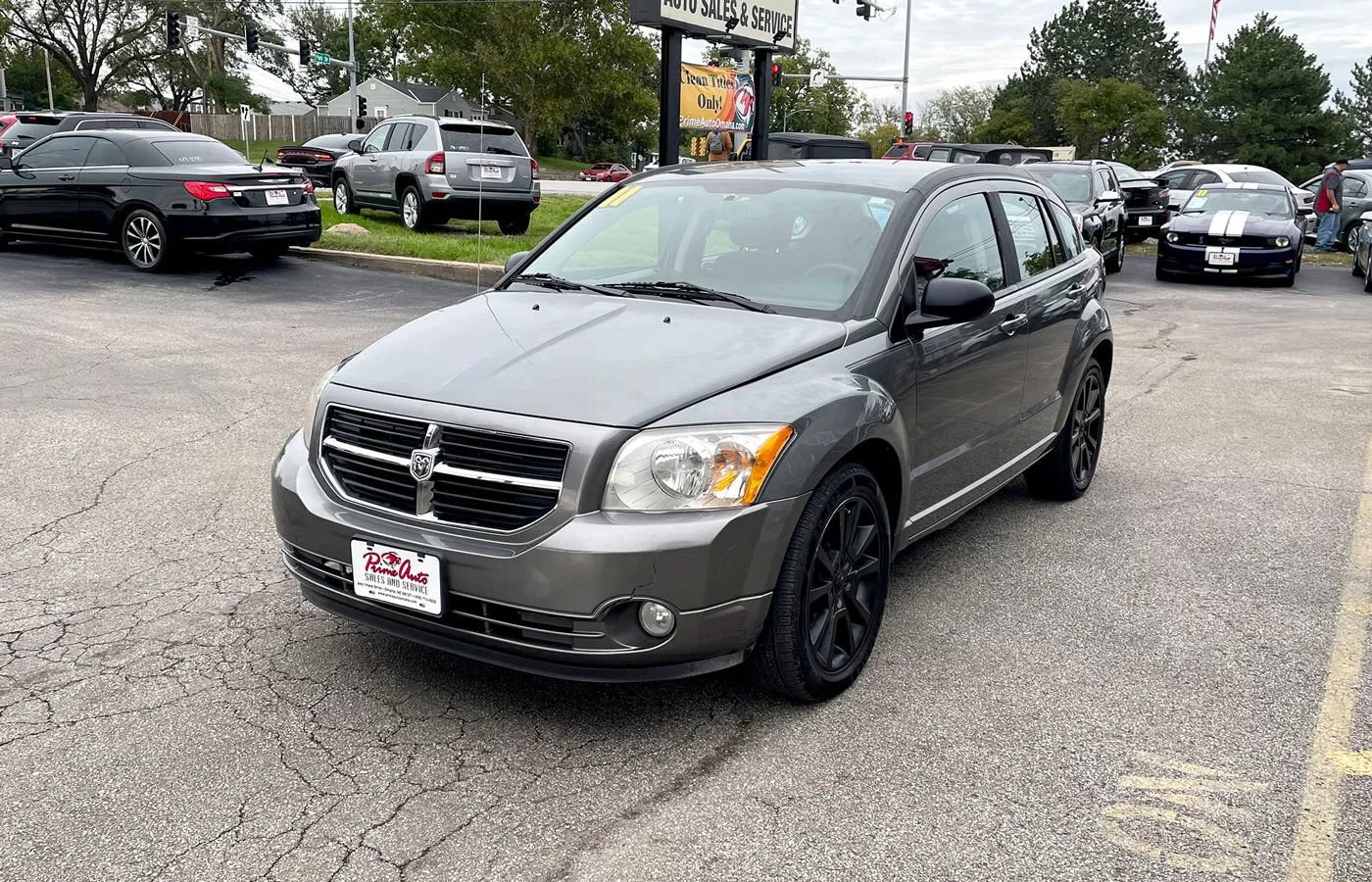 Used 2011 Dodge Caliber Heat w/ Driver Convenience Group FWD image 2