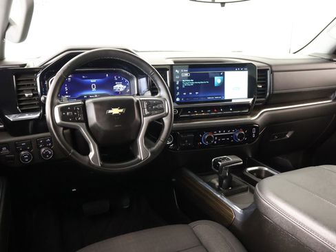 Used 2024 Chevrolet Silverado 1500 LT w/ Convenience Package II image 2