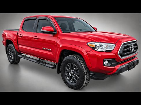Used 2023 Toyota Tacoma SR5 w/ Technology Package AWD/4WD image 4