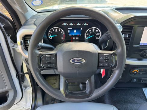 Used 2022 Ford F150 XL w/ Equipment Group 101A High RWD image 28