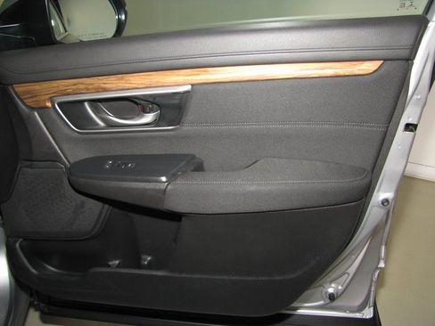 Used 2020 Honda CR-V EX image 22