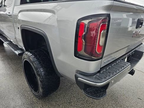 Used 2018 GMC Sierra 1500 SLT AWD/4WD image 19