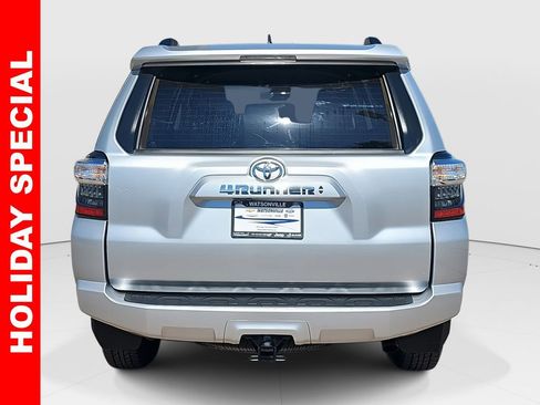 Used 2024 Toyota 4Runner SR5 Premium image 4