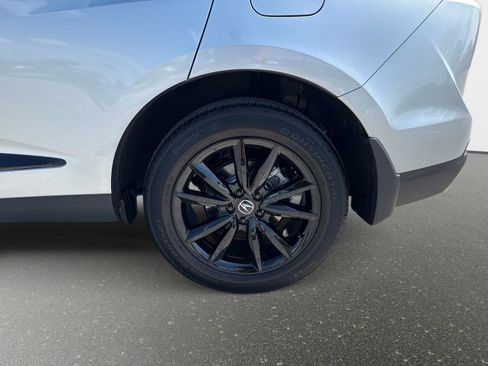 Certified 2025 Acura RDX SH-AWD image 12