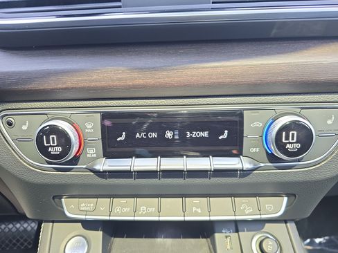 Used 2023 Audi Q5 Premium Plus w/ Premium Plus Package image 19