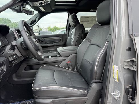 New 2026 RAM 2500 Limited AWD/4WD image 14