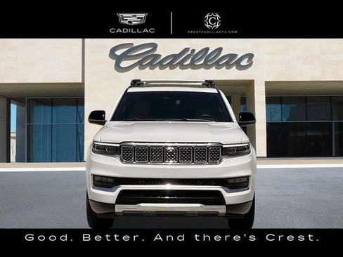 Used 2023 Jeep Grand Wagoneer Series III AWD/4WD image 9