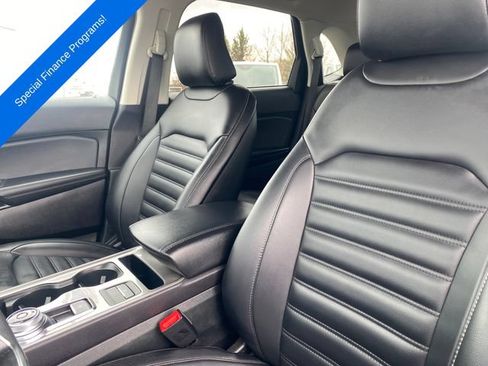 Used 2024 Ford Edge SEL AWD/4WD image 10