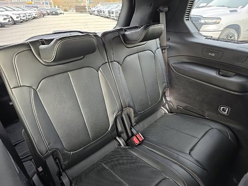 Certified 2022 Jeep Grand Cherokee L Overland image 14