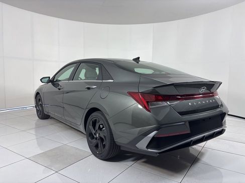 New 2026 Hyundai Elantra SEL Sport Premium FWD image 3