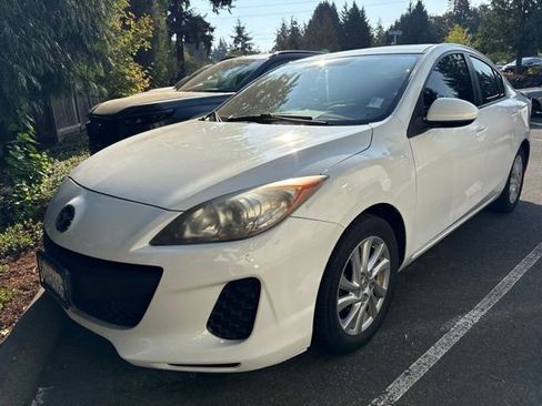 Used 2012 MAZDA MAZDA3 i Touring FWD image 2