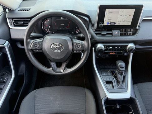 Used 2024 Toyota RAV4 LE image 12