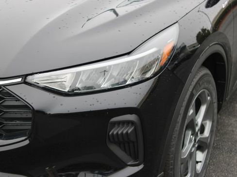 New 2026 Ford Escape ST-Line w/ Tech Pack #1 FWD image 22