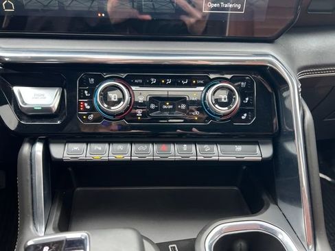 Certified 2024 GMC Sierra 1500 Denali Ultimate image 13