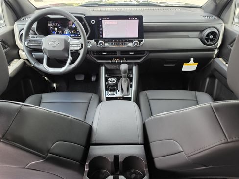 New 2026 Chevrolet Colorado Trail Boss w/ Midnight Edition AWD/4WD image 19