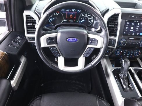 Used 2018 Ford F150 Lariat w/ Heavy-Duty Payload Package AWD/4WD image 36