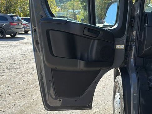 New 2026 RAM ProMaster 2500 w/ Convenience Group image 6