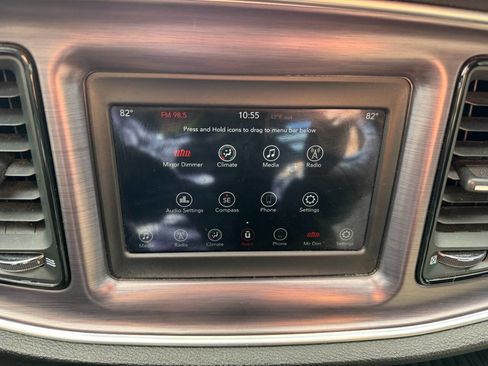 Used 2018 Dodge Challenger SXT image 21