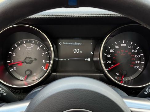 Used 2017 Ford Mustang Shelby GT350 image 11