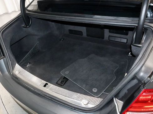 Used 2013 Audi S8 w/ Driver Assistance Pkg image 15