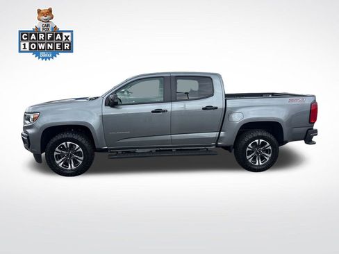 Used 2022 Chevrolet Colorado Z71 AWD/4WD image 2