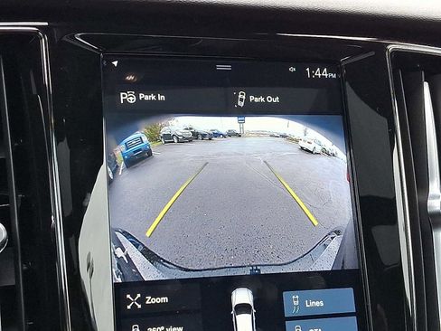 Used 2019 Volvo S60 T6 R-Design image 17