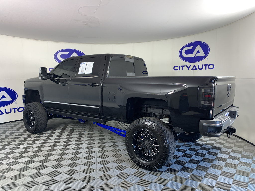 Used 2015 Chevrolet Silverado 2500 LTZ w/ Duramax Plus Package AWD/4WD image 5