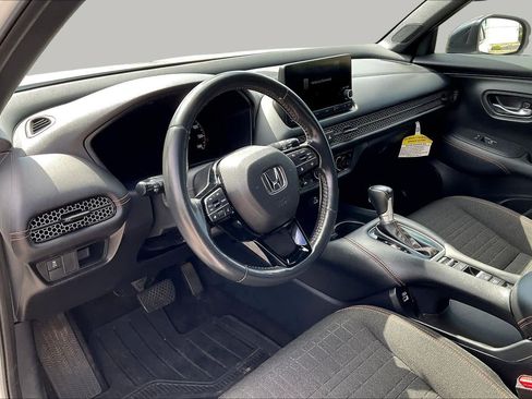 Used 2023 Honda HR-V Sport image 17