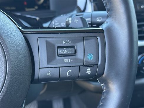 Certified 2022 Nissan Pathfinder Platinum w/ Cargo Package image 28