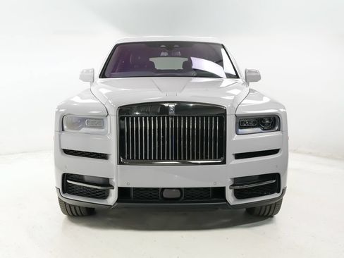 Used 2024 Rolls-Royce Cullinan Black Badge AWD/4WD image 6