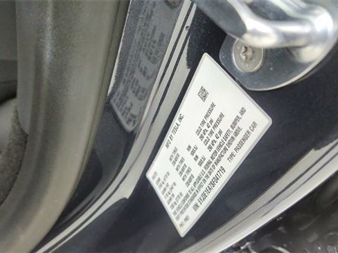 Used 2025 Tesla Model 3 Long Range image 61