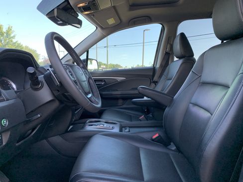 Used 2023 Honda Ridgeline RTL-E image 16