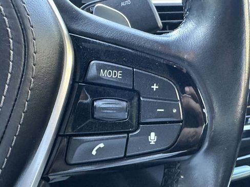 Used 2019 BMW 530i image 28