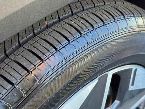 Used 2025 Hyundai Tucson SEL image 11