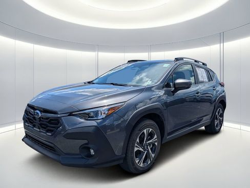 Used 2025 Subaru Crosstrek 2.5i Premium AWD/4WD image 8