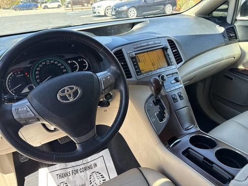 Used 2009 Toyota Venza image 14