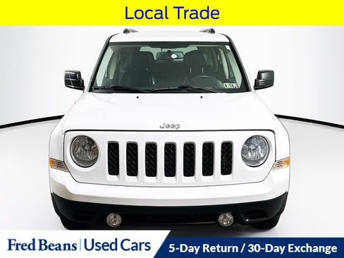 Used 2014 Jeep Patriot Latitude AWD/4WD image 2