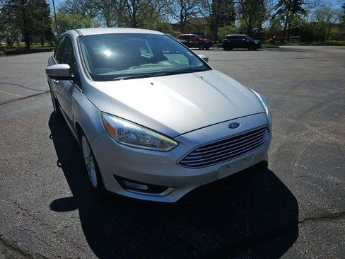 Used 2015 Ford Focus Titanium image 8