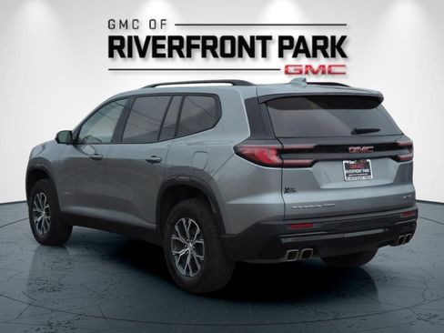 Used 2025 GMC Acadia AT4 w/ Luxury Package AWD/4WD image 5