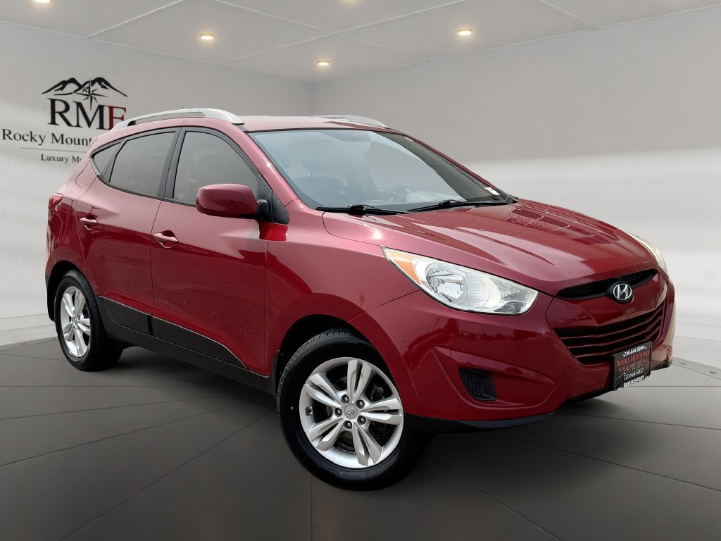 Used 2011 Hyundai Tucson 2WD image 1