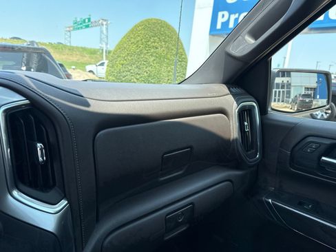 Used 2019 Chevrolet Silverado 1500 LTZ w/ LTZ Premium Package AWD/4WD image 30